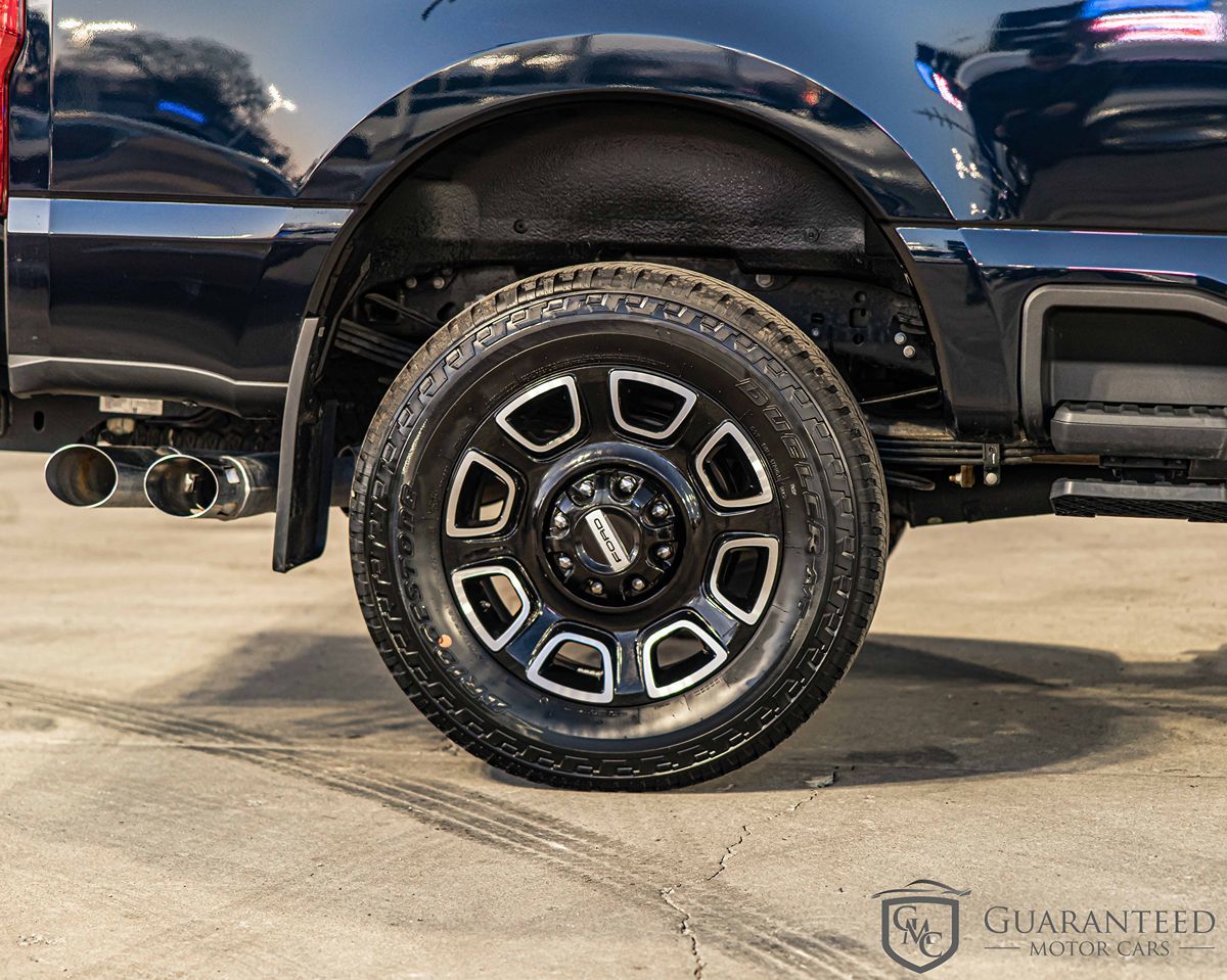 2025 FORD F-250 - Image 9