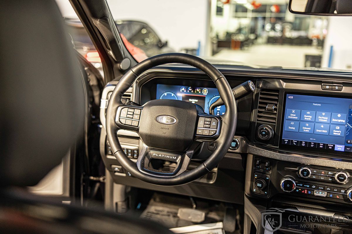 2025 FORD F-250 - Image 33