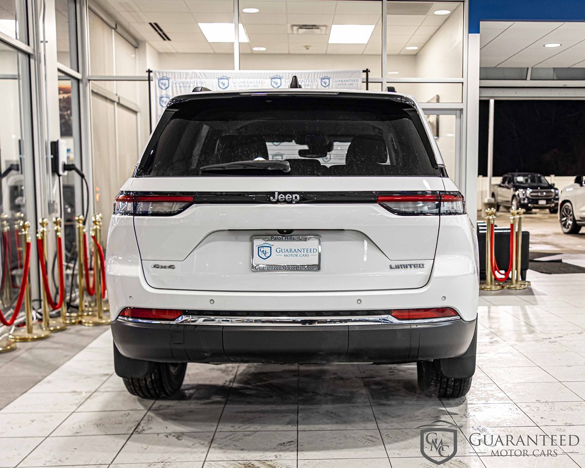 2022 JEEP GRAND CHEROKEE - Image 13