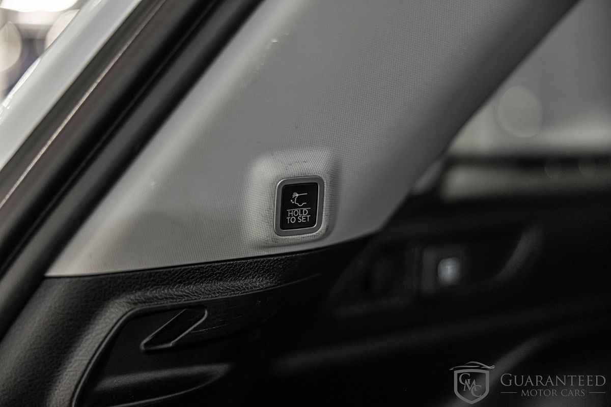 2022 JEEP GRAND CHEROKEE - Image 17