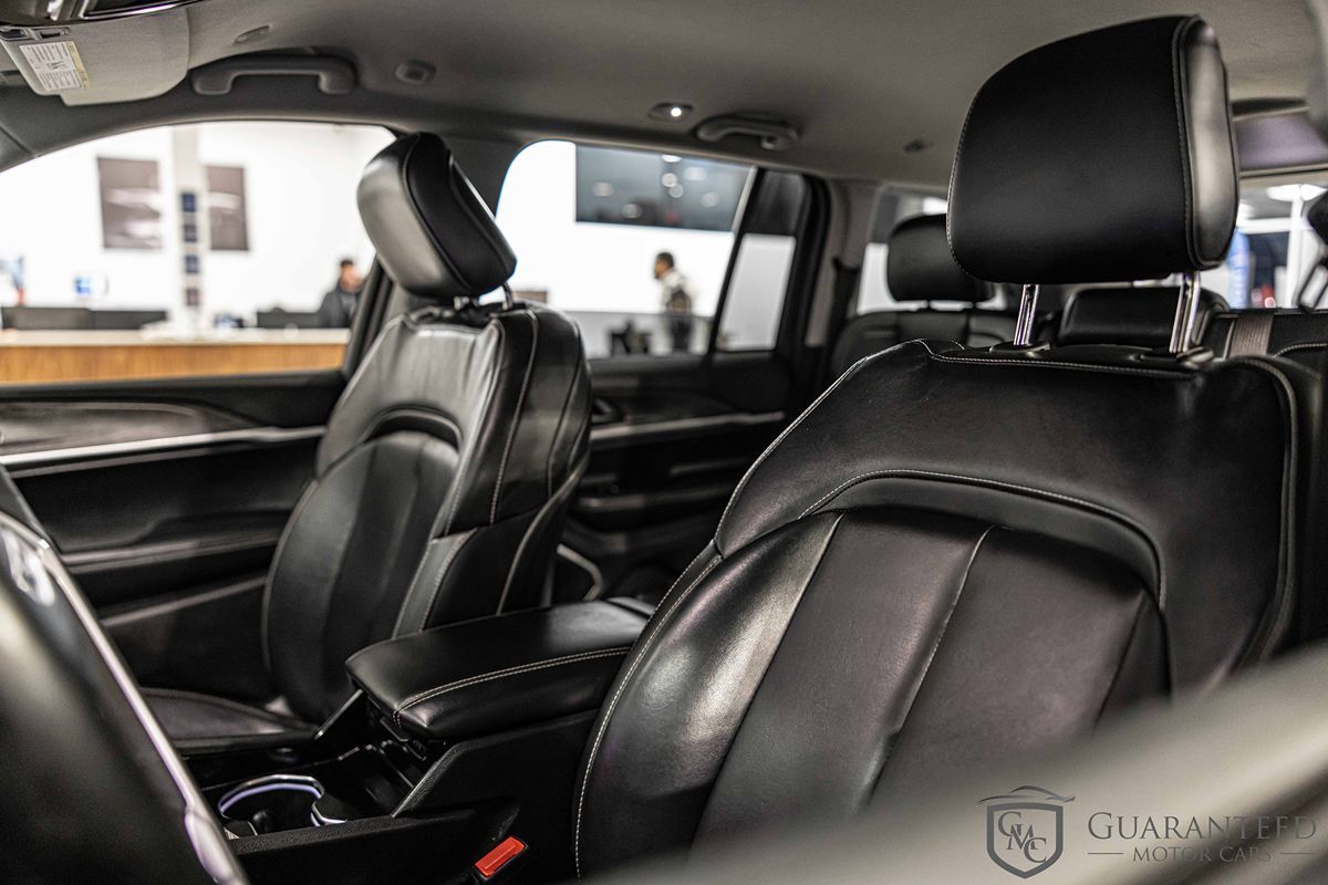 2022 JEEP GRAND CHEROKEE - Image 18