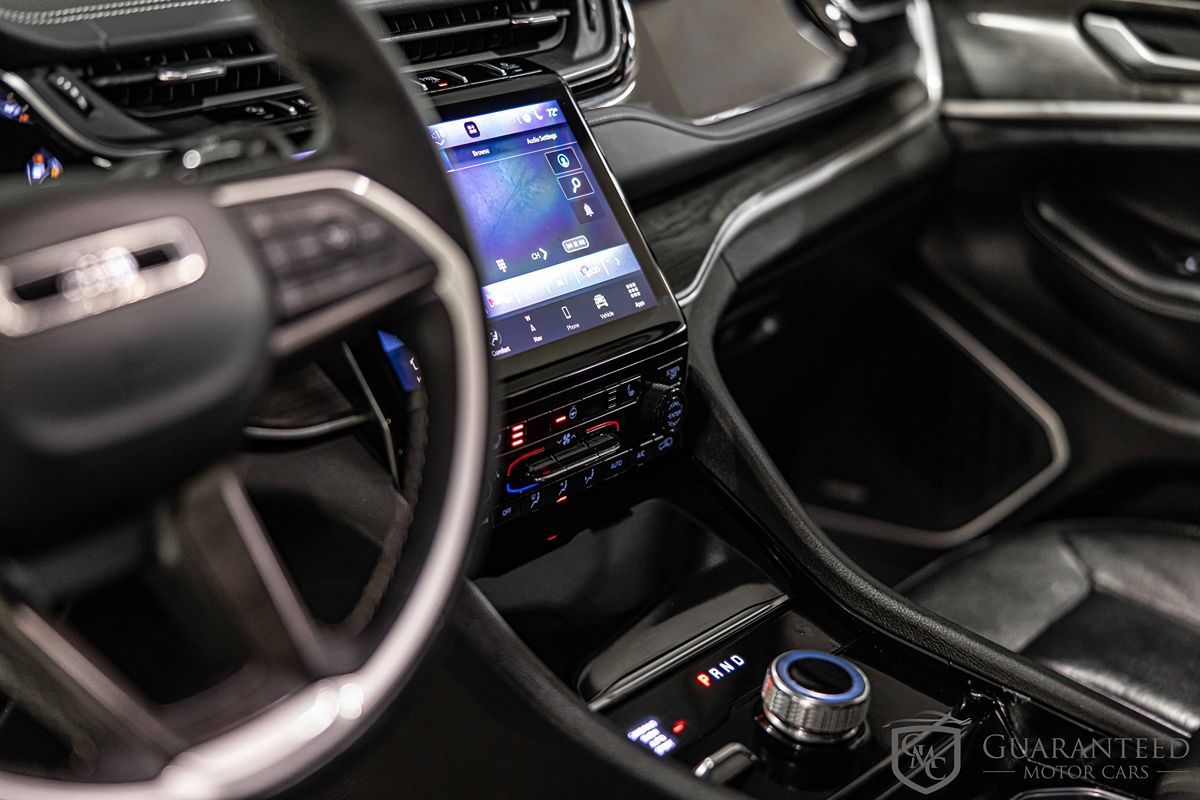 2022 JEEP GRAND CHEROKEE - Image 20