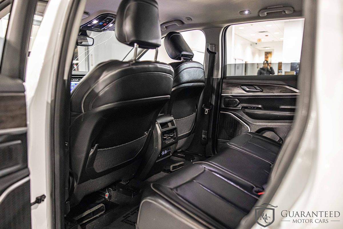 2022 JEEP GRAND CHEROKEE - Image 32