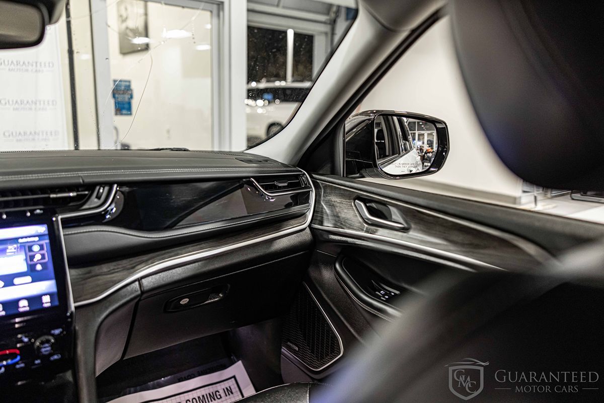 2022 JEEP GRAND CHEROKEE - Image 37