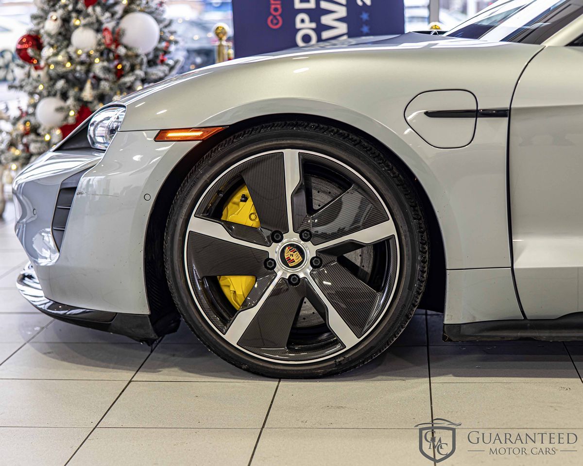 2020 PORSCHE TAYCAN - Image 10