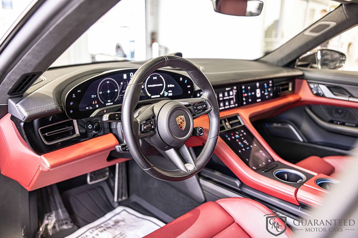 2020 PORSCHE TAYCAN - Image 21