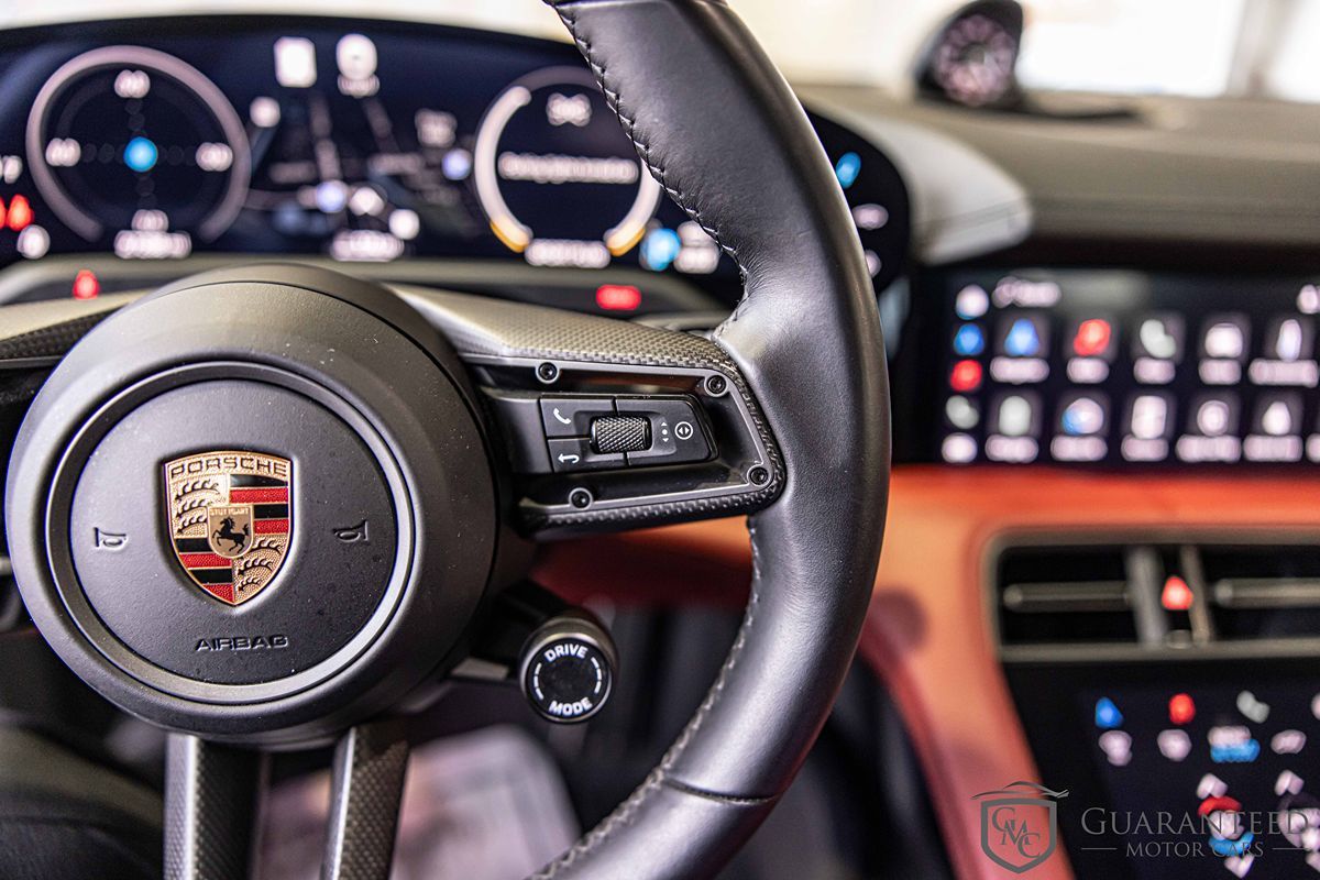 2020 PORSCHE TAYCAN - Image 27