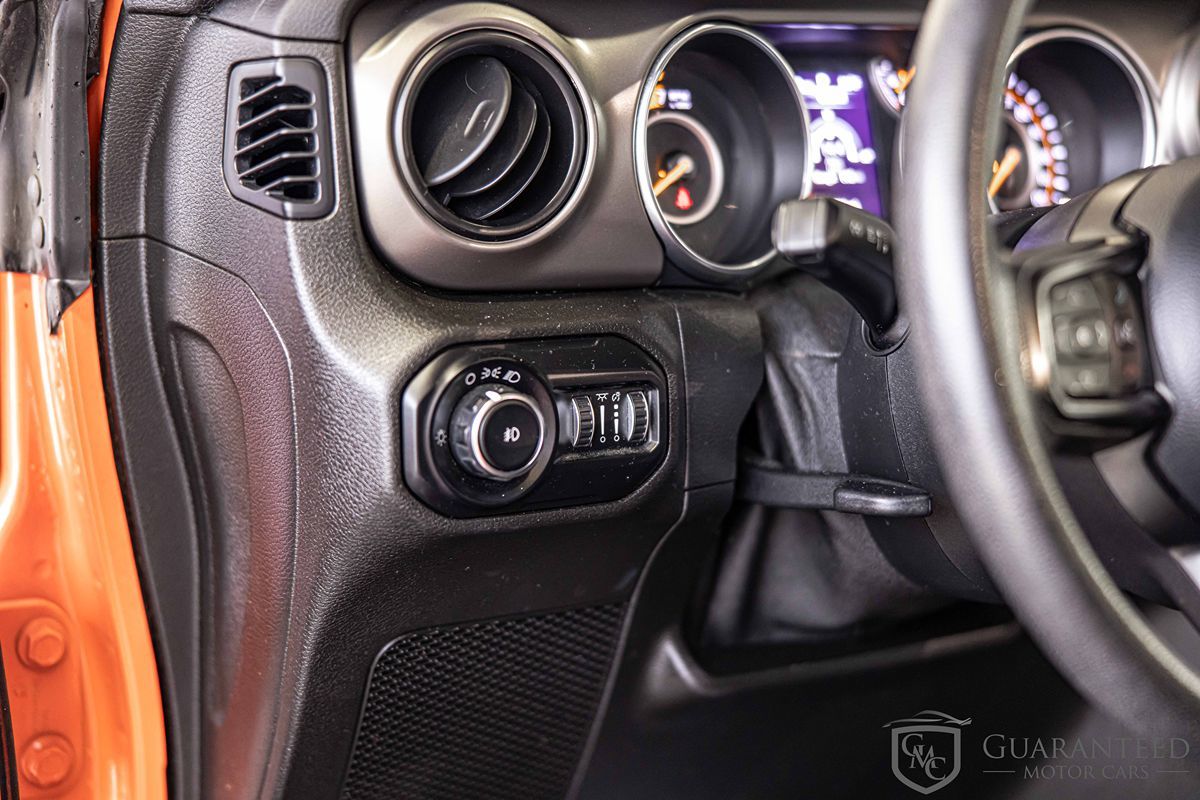 2018 JEEP WRANGLER - Image 18