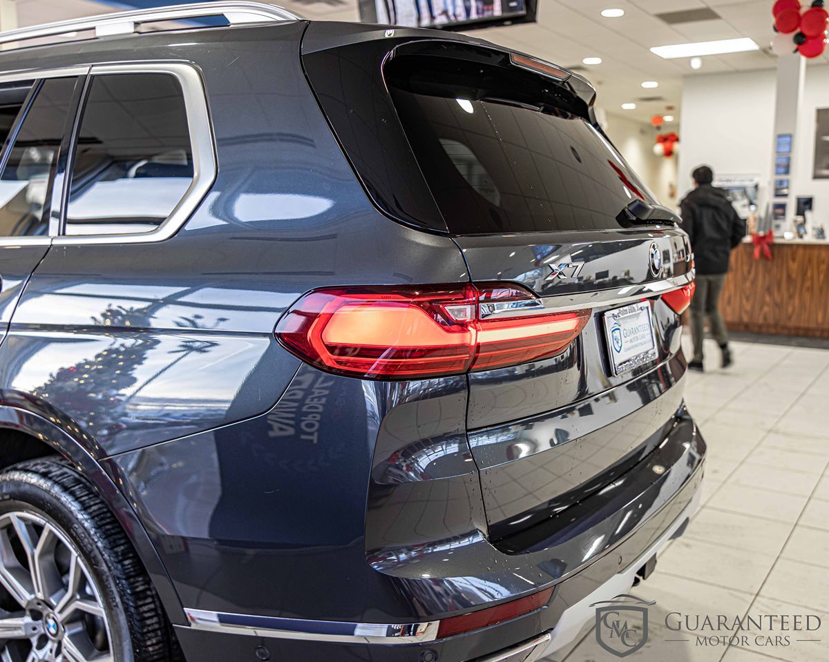 2021 BMW X7 - Image 14