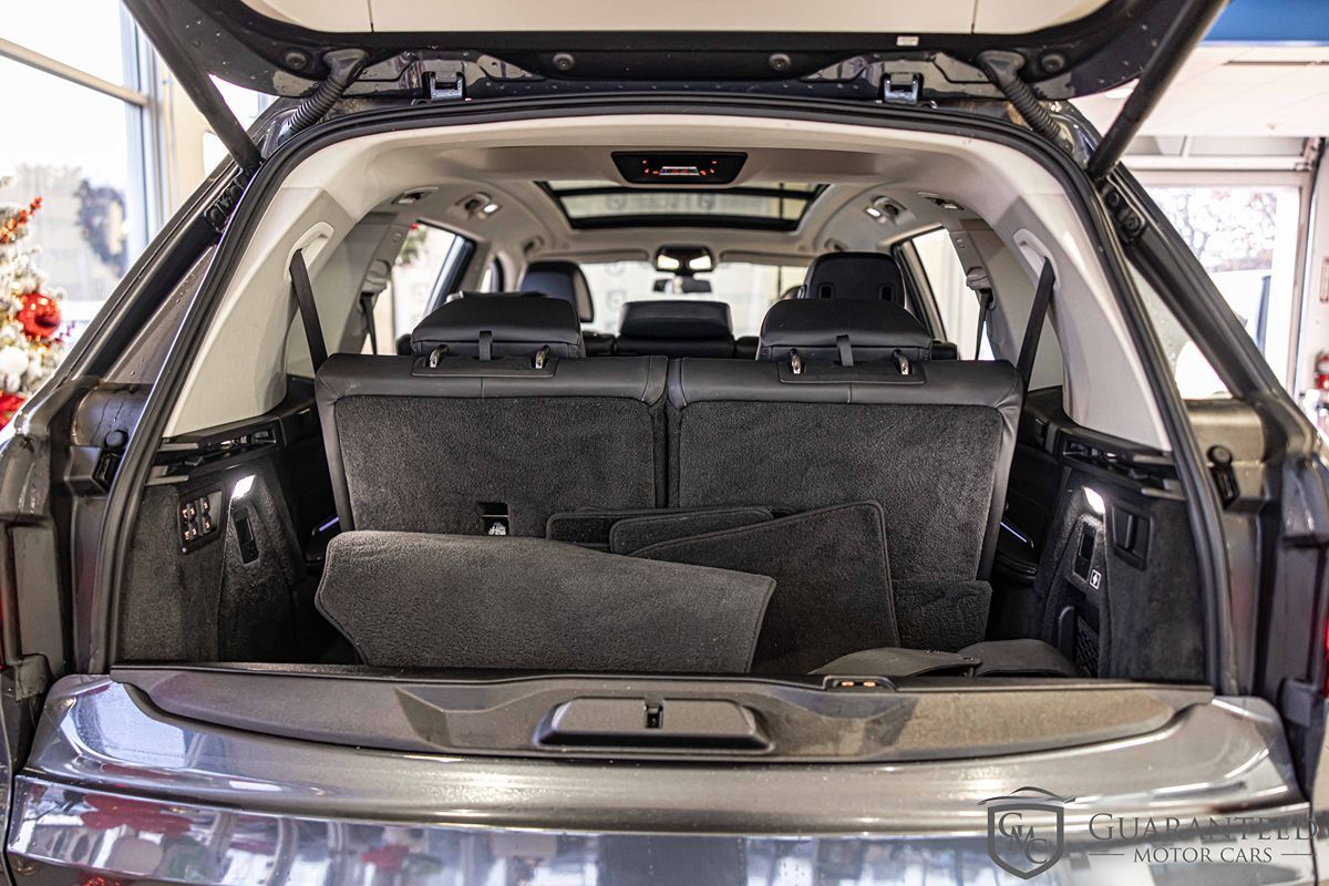 2021 BMW X7 - Image 17