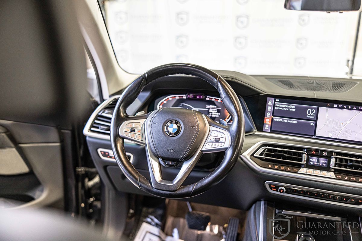 2021 BMW X7 - Image 40