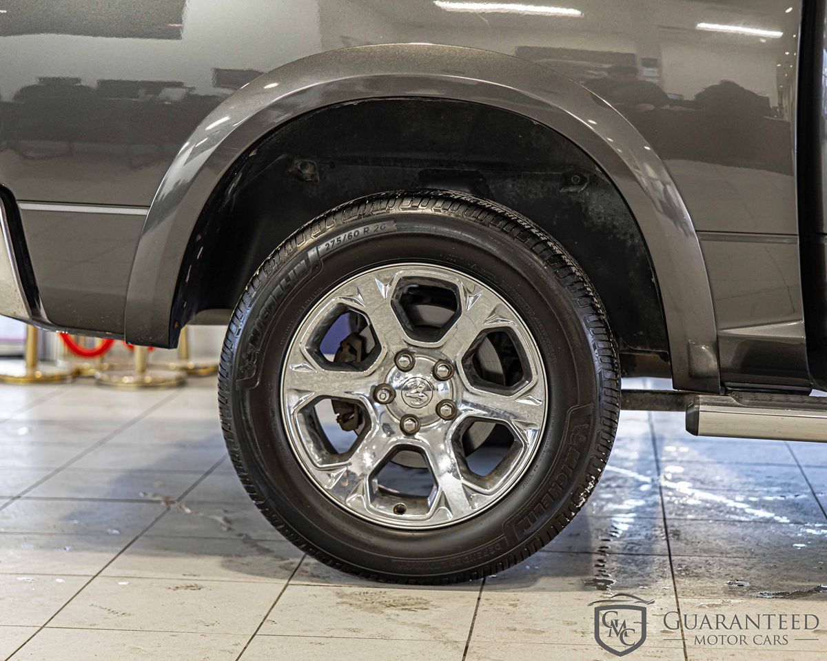 2016 RAM 1500 - Image 9