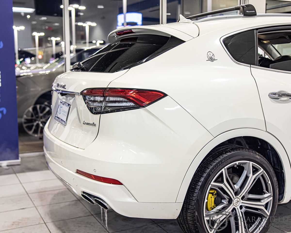 2021 MASERATI LEVANTE - Image 12