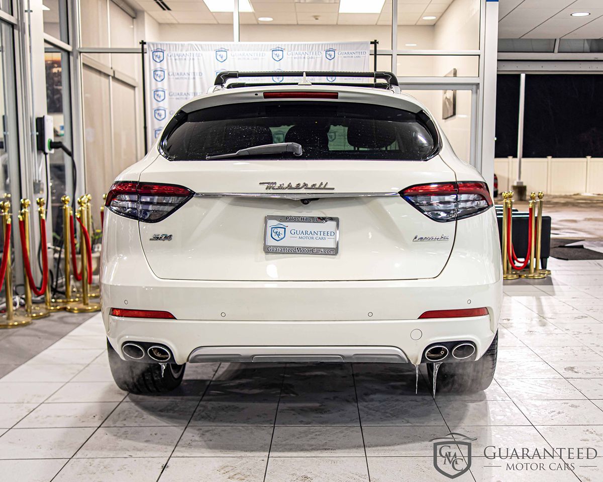 2021 MASERATI LEVANTE - Image 14