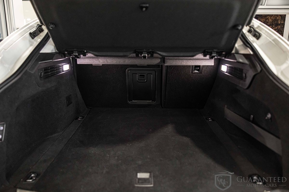 2021 MASERATI LEVANTE - Image 17