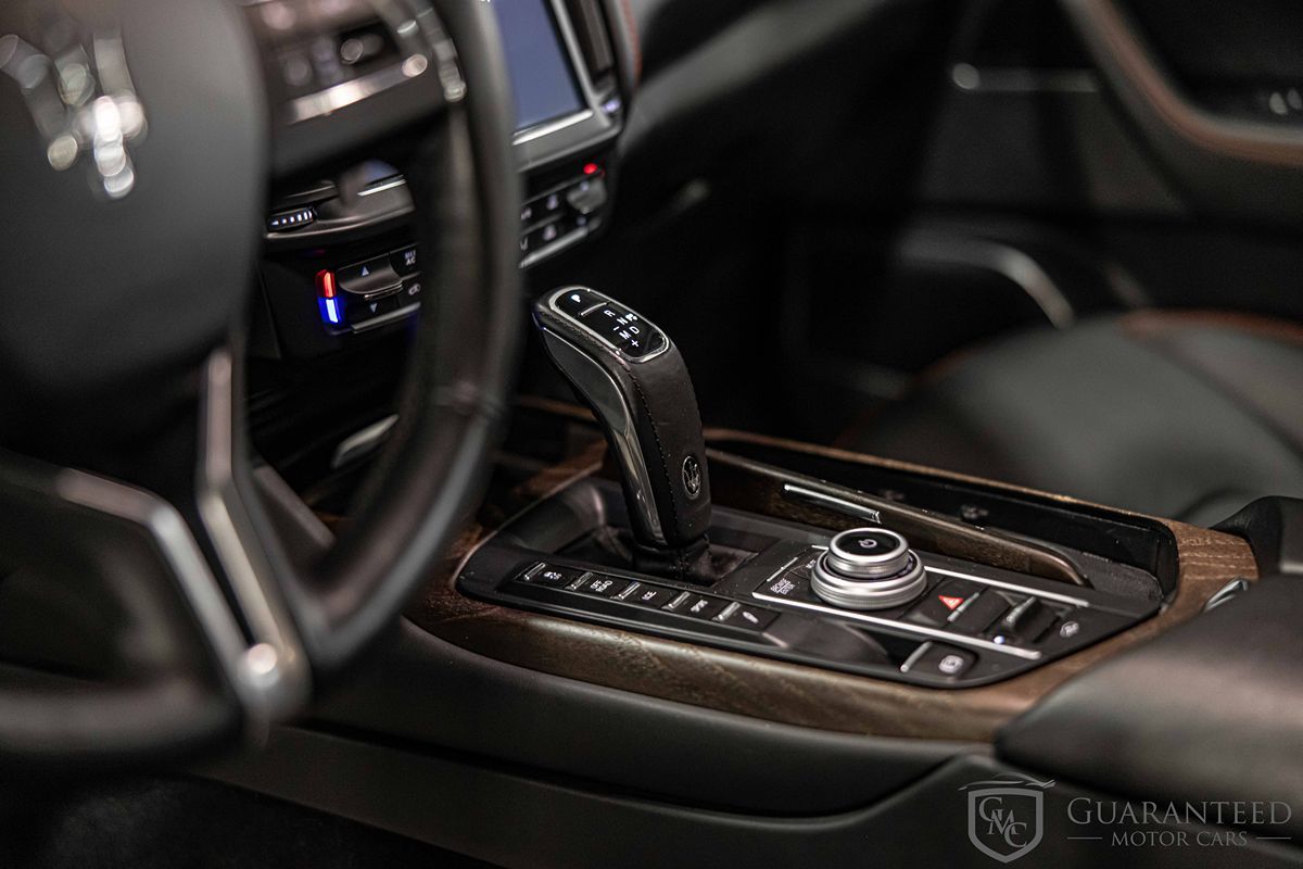 2021 MASERATI LEVANTE - Image 23