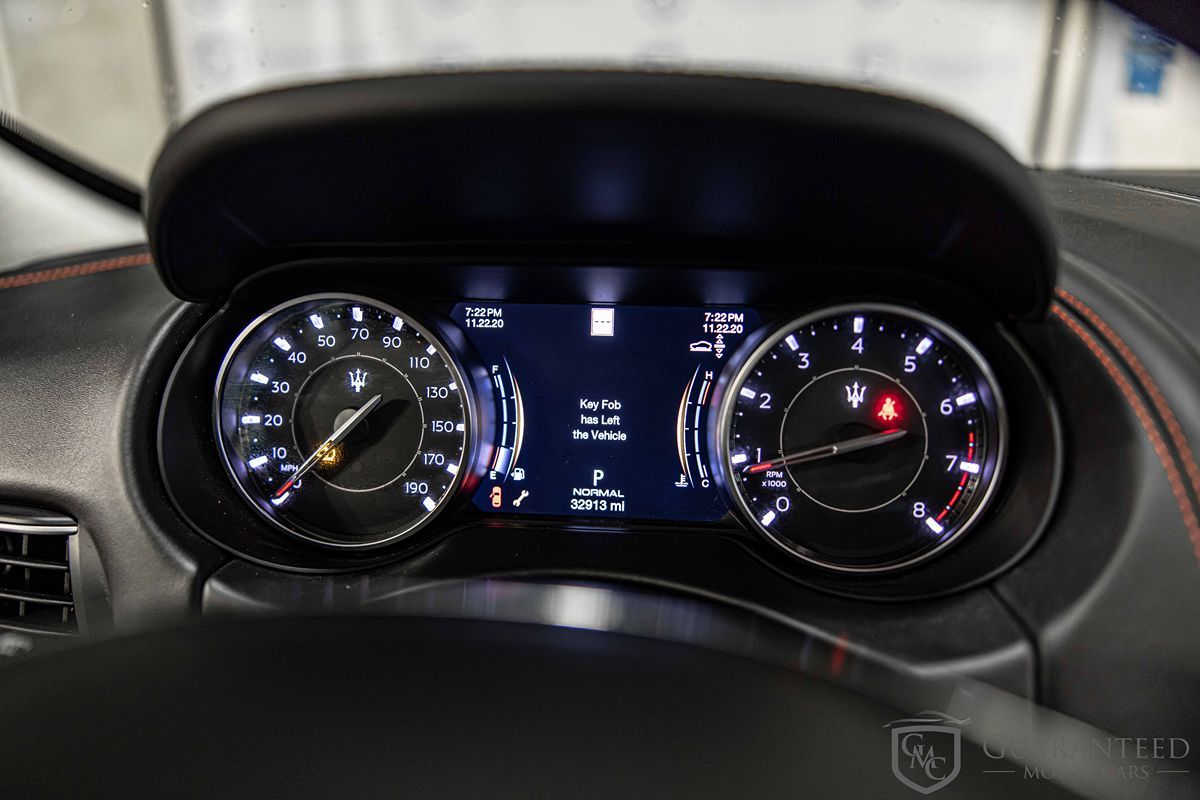 2021 MASERATI LEVANTE - Image 25