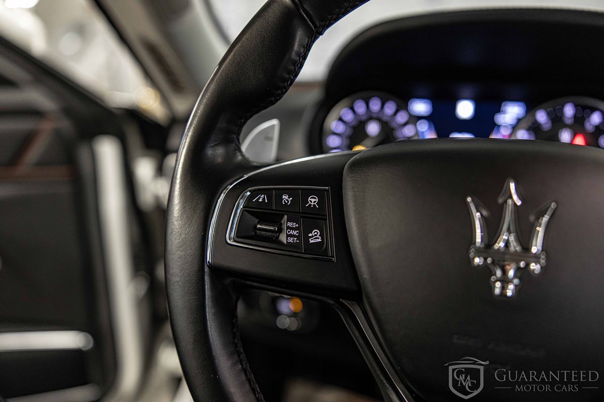 2021 MASERATI LEVANTE - Image 26