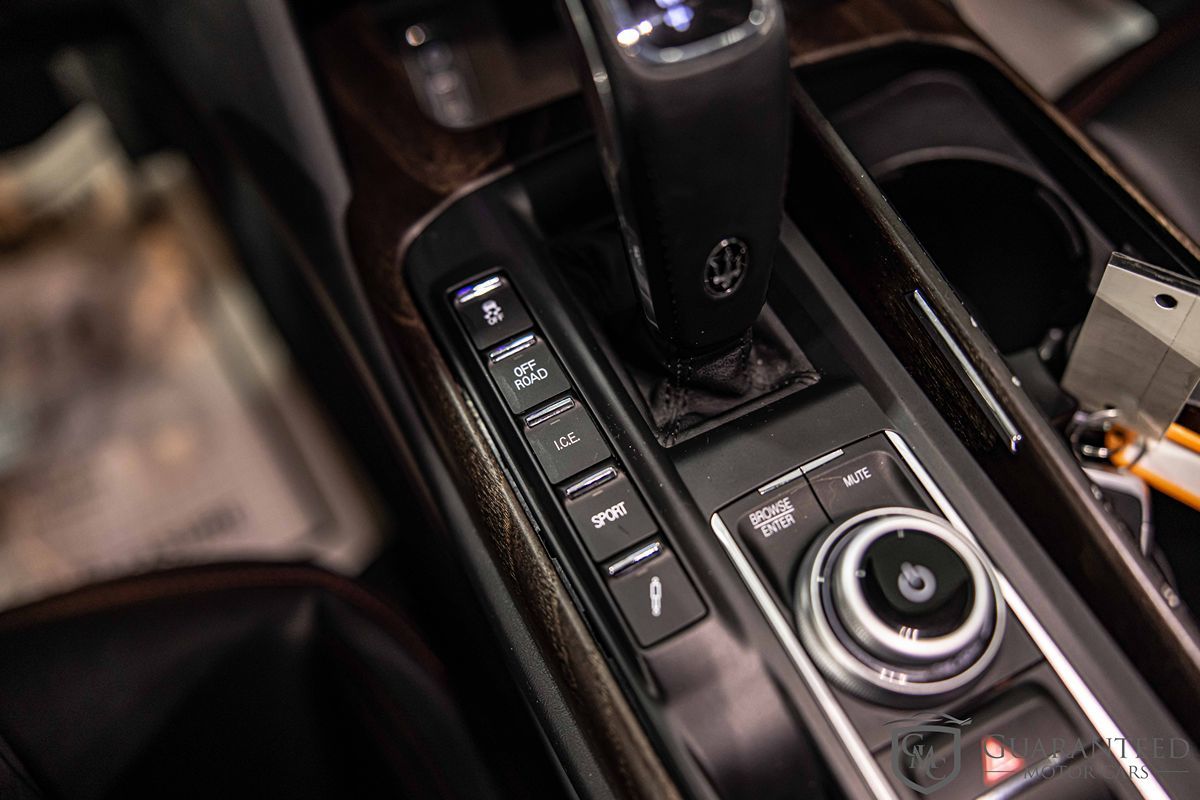 2021 MASERATI LEVANTE - Image 32