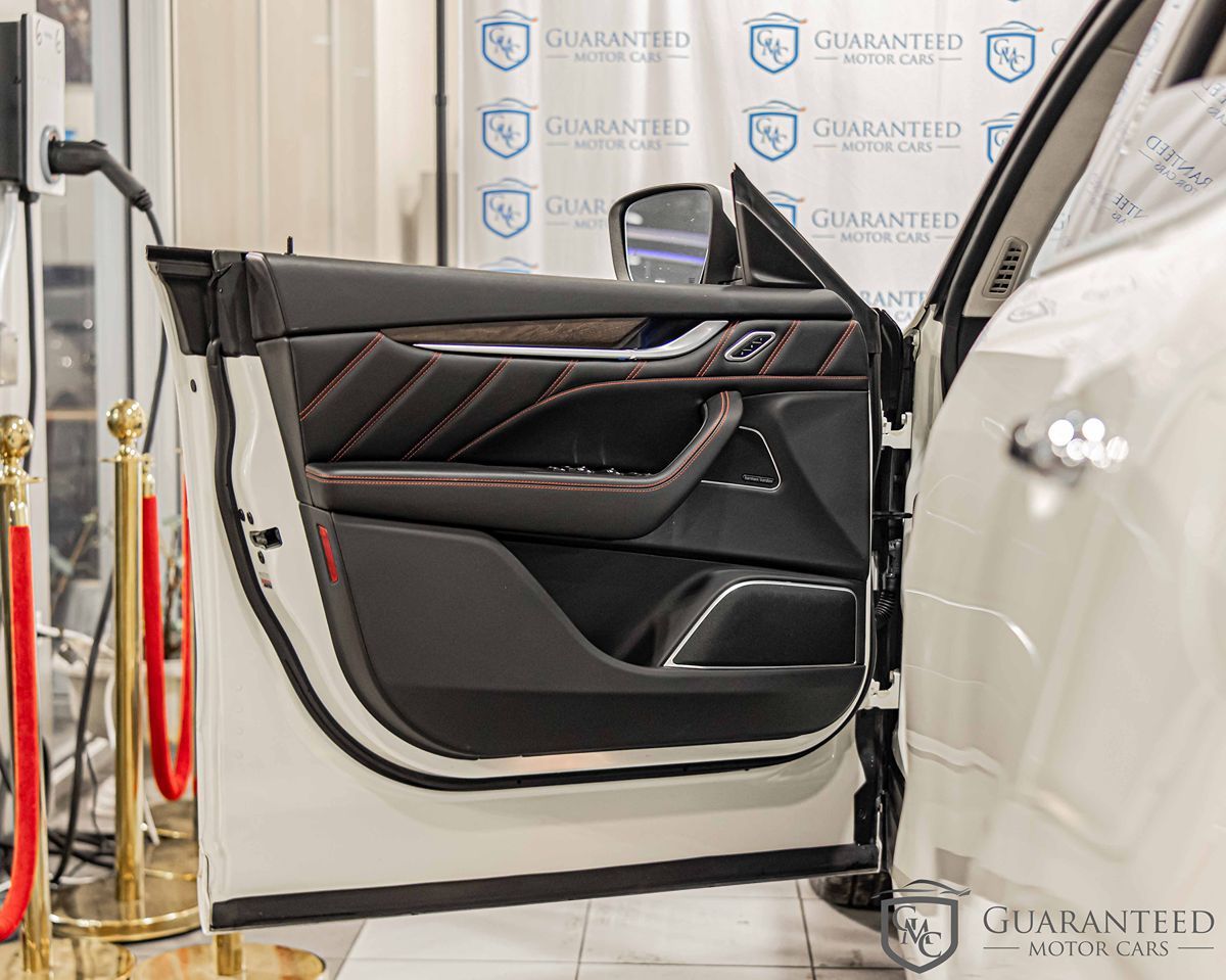 2021 MASERATI LEVANTE - Image 34