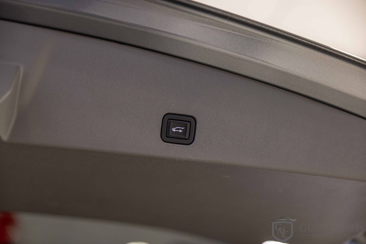 2022 CADILLAC XT6 - Image 17