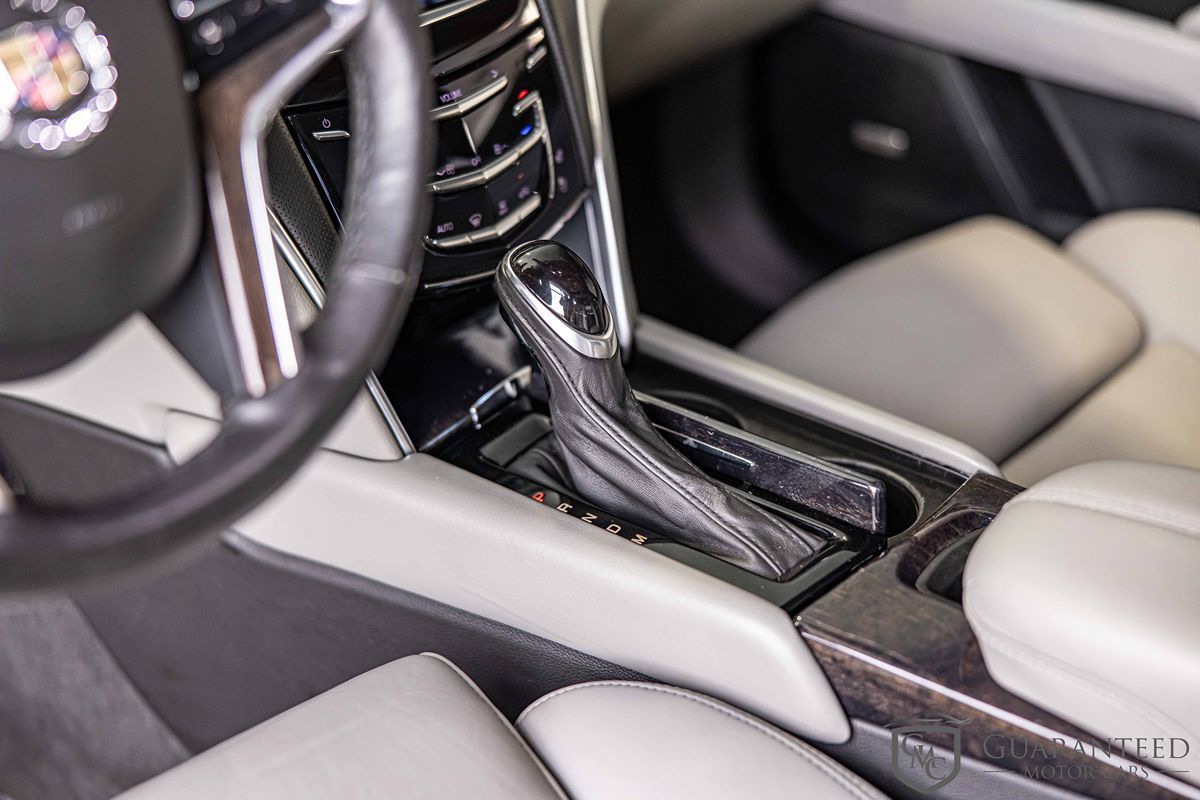 2013 CADILLAC XTS - Image 20