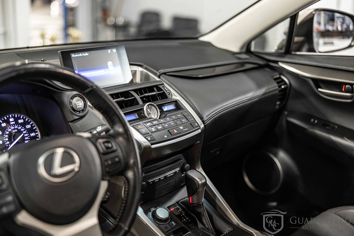 2017 LEXUS NX - Image 19