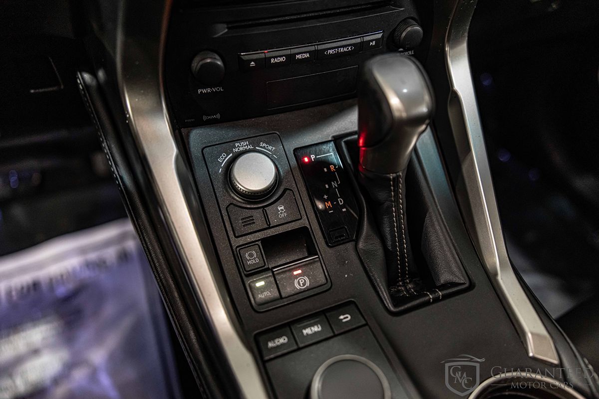 2017 LEXUS NX - Image 27