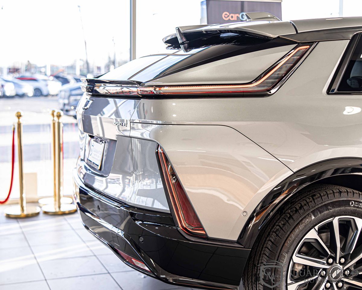 2024 Cadillac LYRIQ Sport 1 - Photo 12
