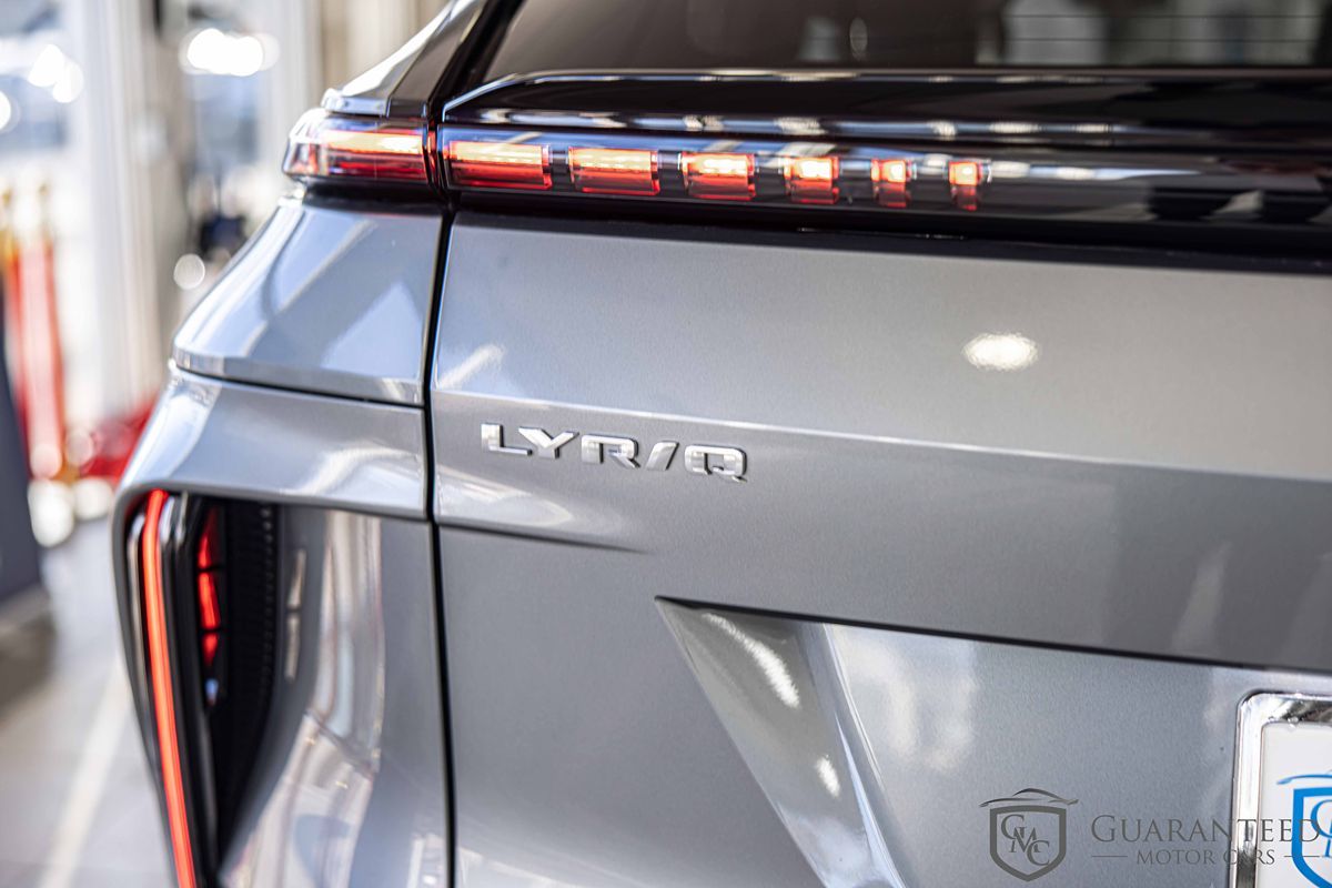 2024 Cadillac LYRIQ Sport 1 - Photo 15