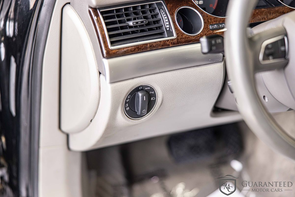 2008 AUDI S8 - Image 21