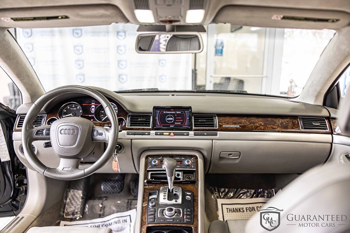 2008 AUDI S8 - Image 36