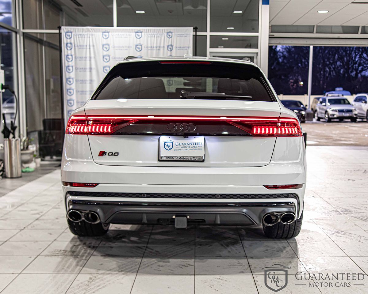 2023 AUDI SQ8 - Image 13
