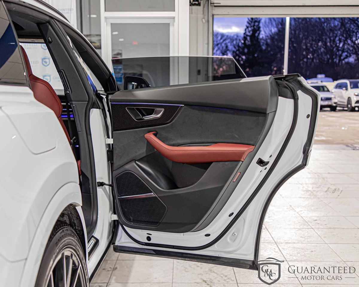 2023 AUDI SQ8 - Image 39