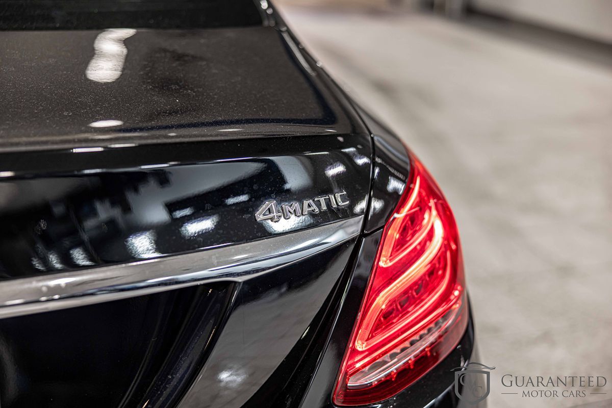 2015 MERCEDES-BENZ C-CLASS - Image 16