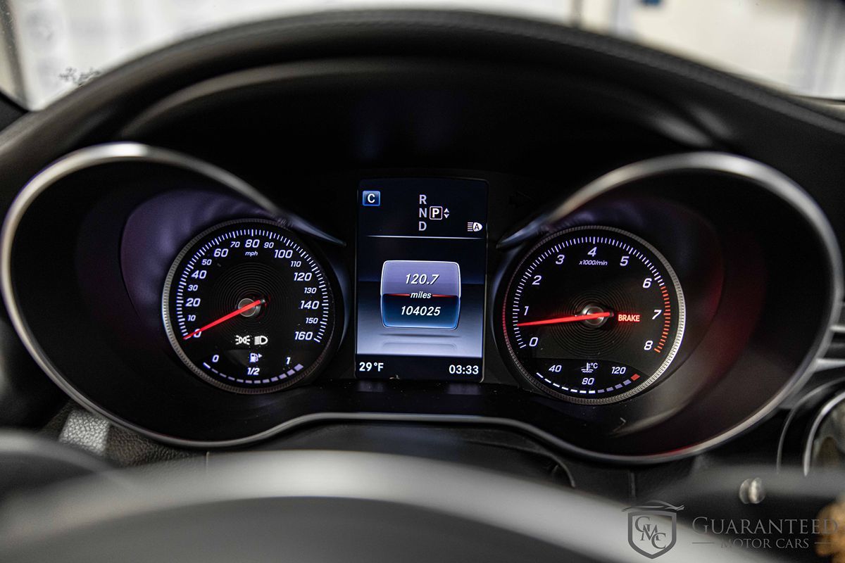 2015 MERCEDES-BENZ C-CLASS - Image 23