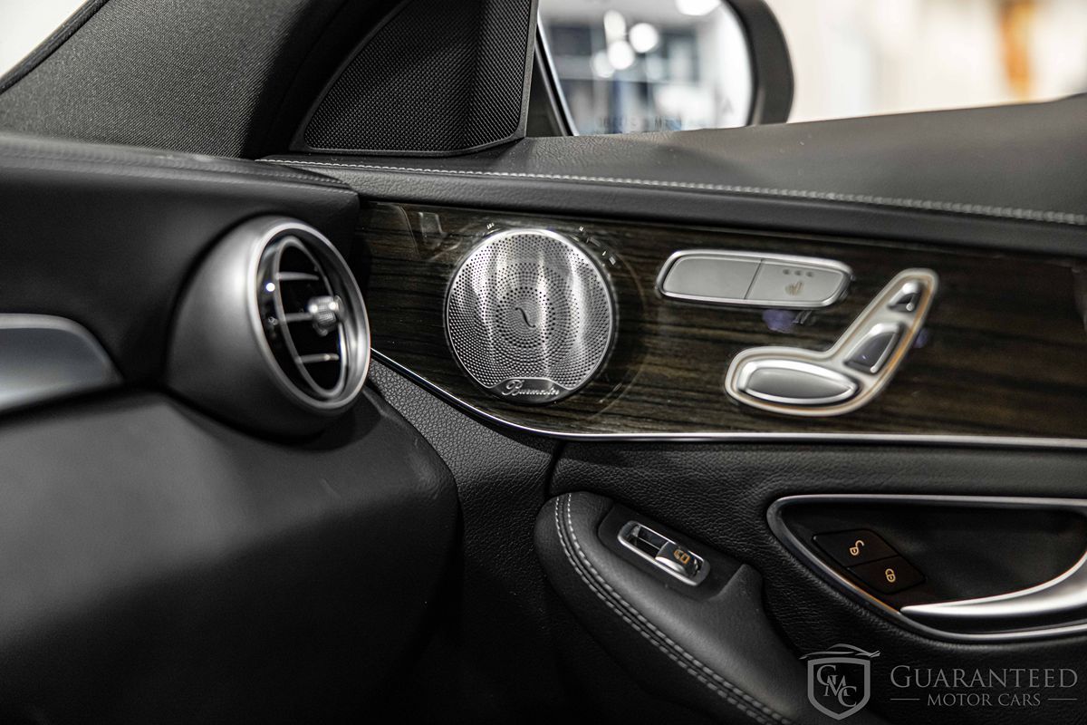 2015 MERCEDES-BENZ C-CLASS - Image 28