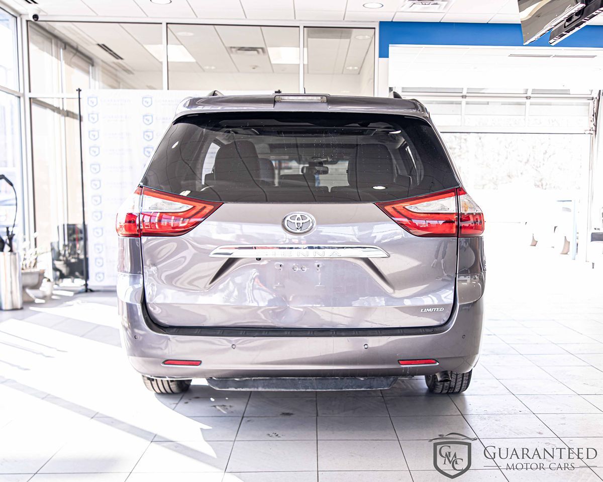 2019 TOYOTA SIENNA - Image 13