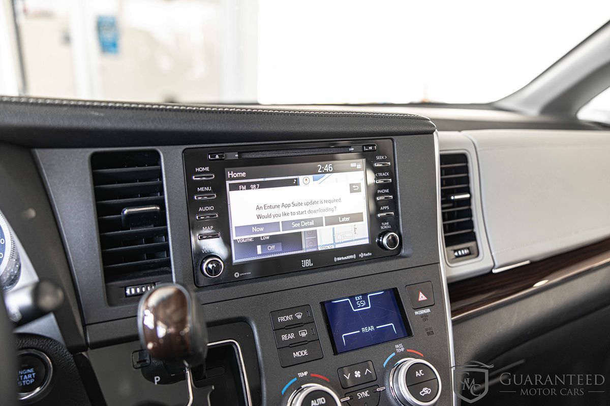 2019 TOYOTA SIENNA - Image 27