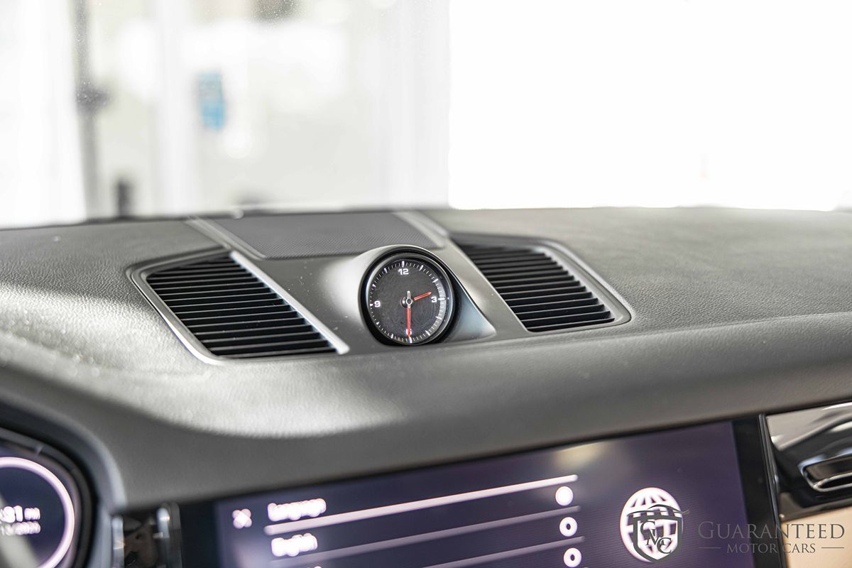 2022 PORSCHE CAYENNE - Image 27