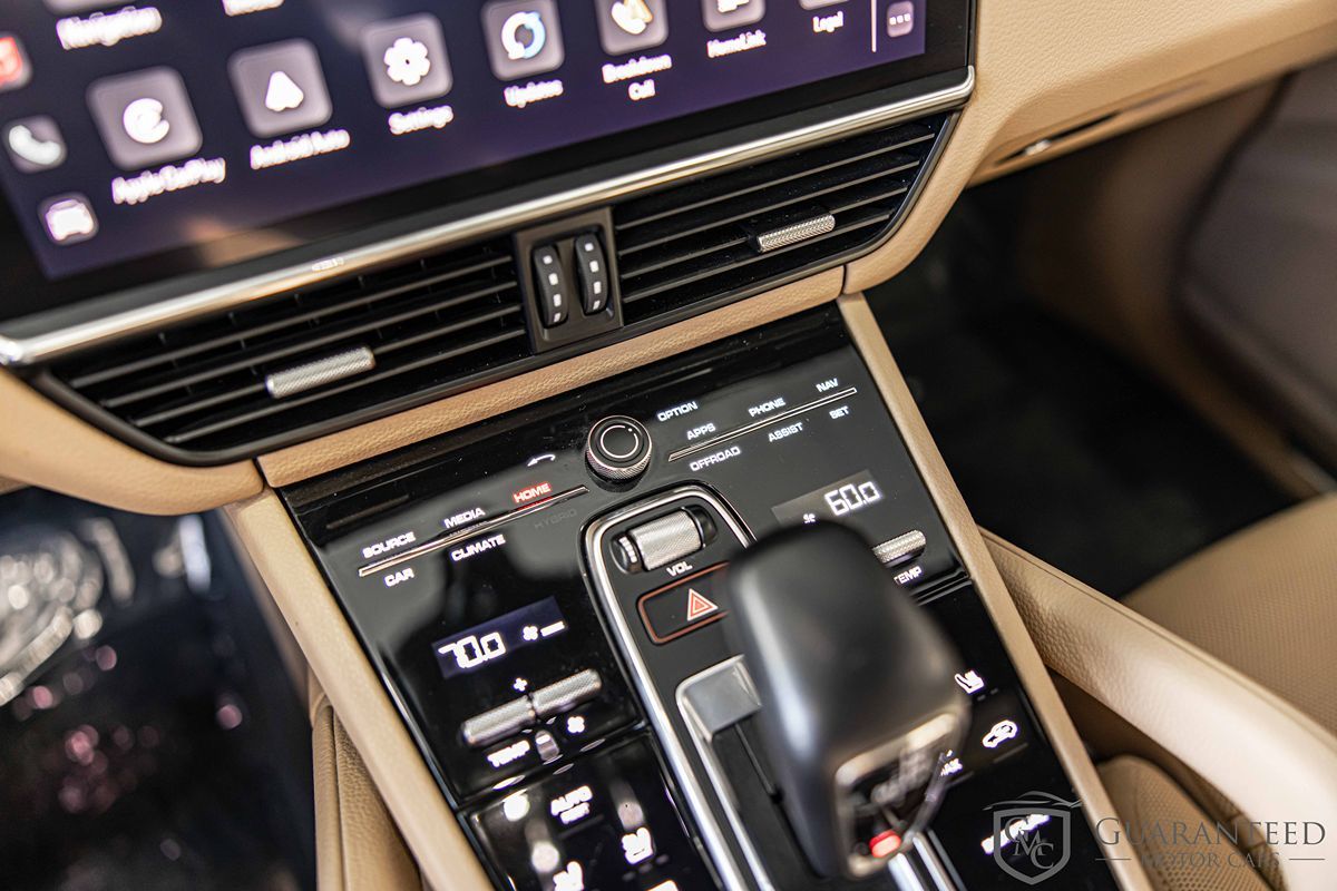 2022 PORSCHE CAYENNE - Image 29