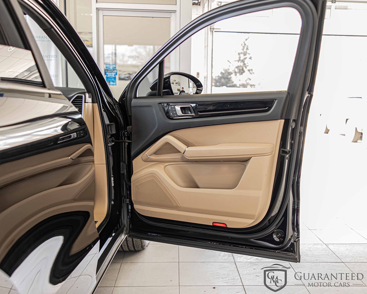 2022 PORSCHE CAYENNE - Image 42