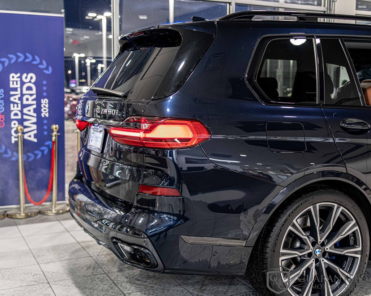 2021 BMW X7 - Image 12