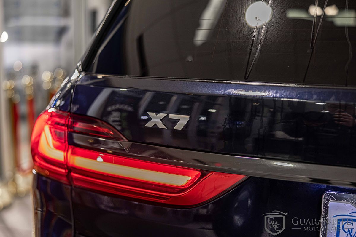 2021 BMW X7 - Image 15