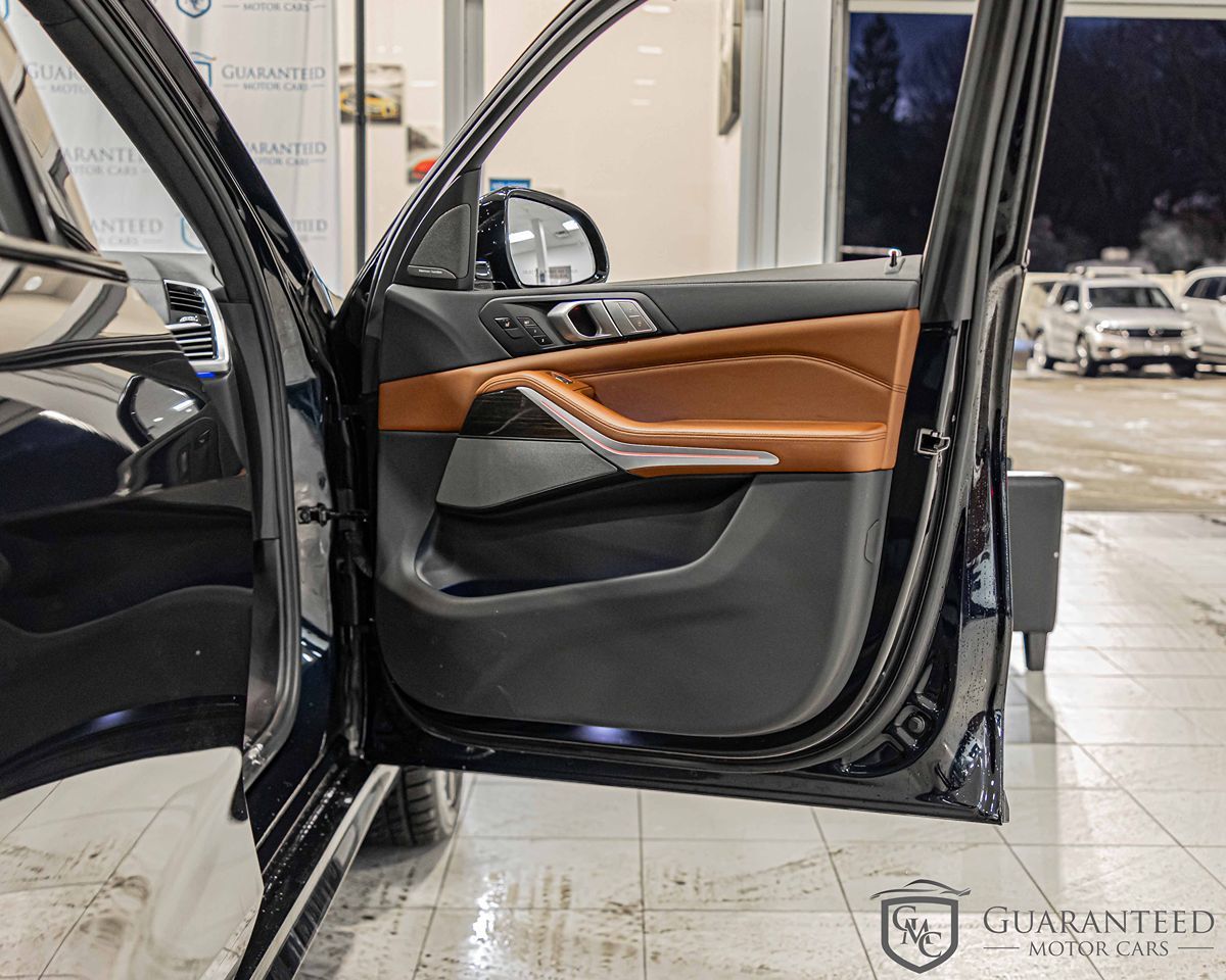 2021 BMW X7 - Image 43