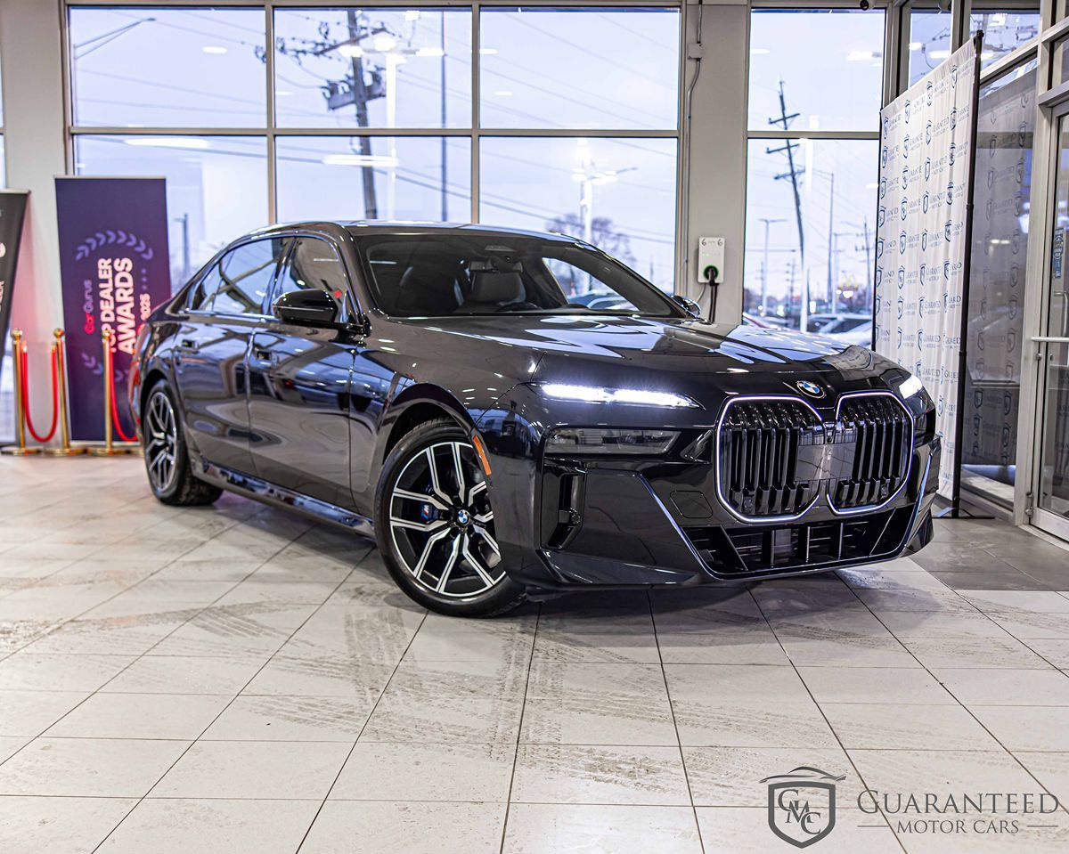 2025 BMW 760I - Image 3