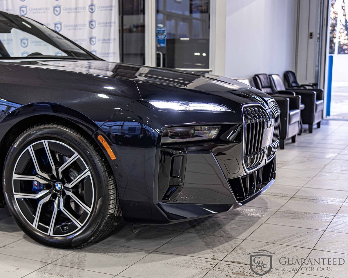 2025 BMW 760I - Image 5