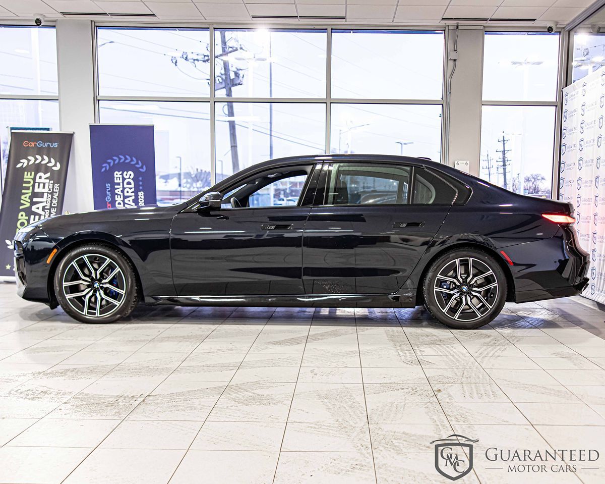 2025 BMW 760I - Image 6