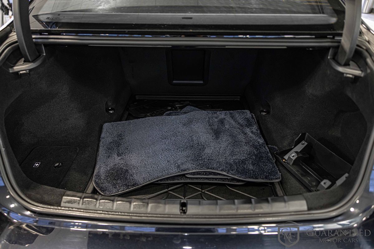 2025 BMW 760I - Image 17