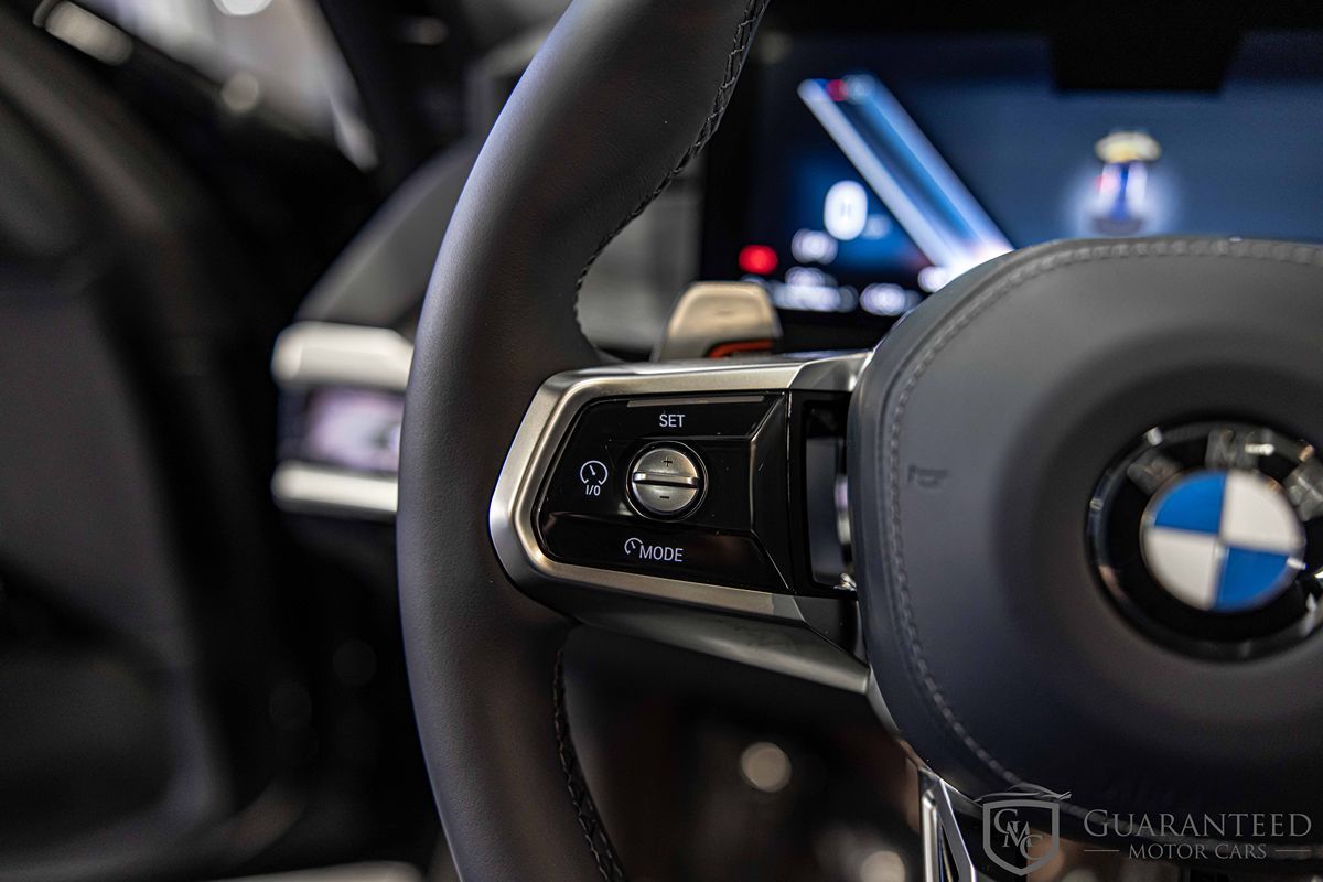 2025 BMW 760I - Image 25